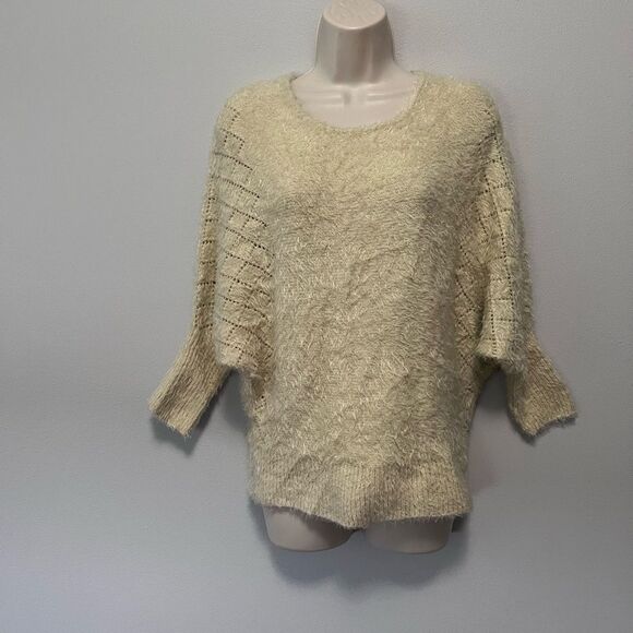 Lauren Michelle Pale Yellow Batwing Sweater Size L - Picture 1 of 6